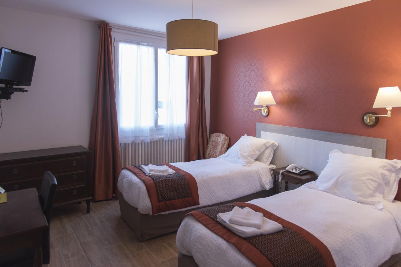Grand Hotel Pelisson Nontron Buitenkant foto