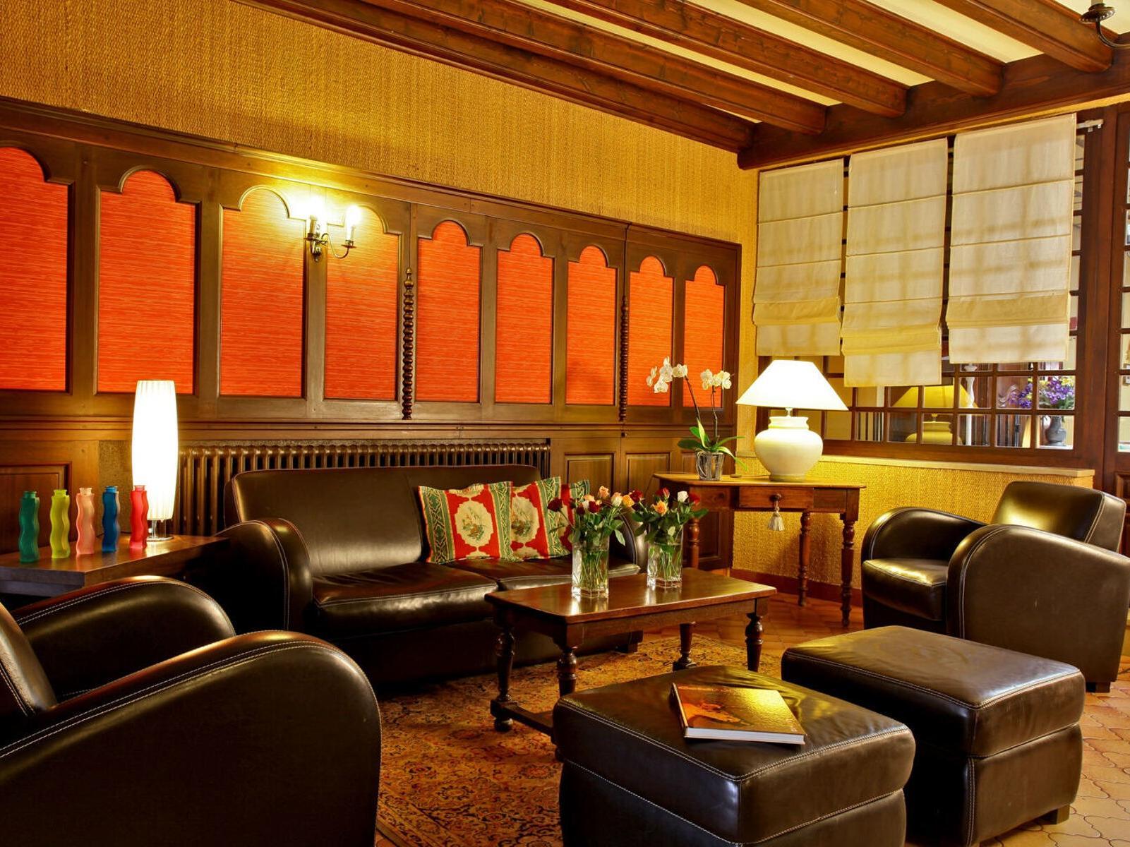 Grand Hotel Pelisson Nontron Buitenkant foto