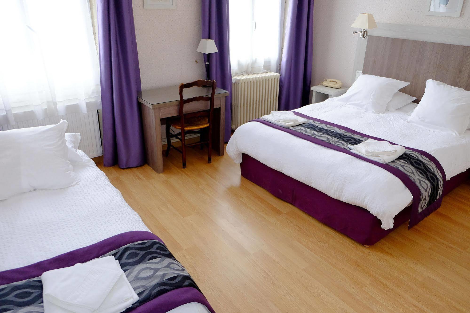 Grand Hotel Pelisson Nontron Buitenkant foto